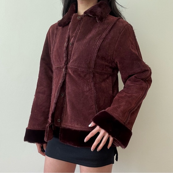 Vintage burgundy suede and faux fur shearling coat - Picture 5 of 9